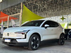 VOLVO EX30 69 KW ELÉTRICO CORE 2024